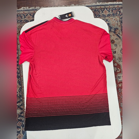 Adidas Red and Black Manchester United Jersey Size Large. Futbol Soccer Football - Picture 4 of 7
